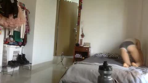   online show from December 11, 2024, 12:02 pm