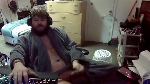 munchieee online show from December 16, 2024, 8:37 pm