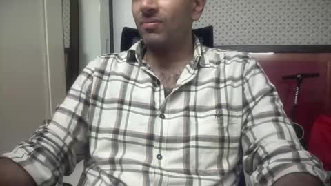 Snapshot of munnabobby2008 chatting on January 6, 2026, 1:26 pm munnabobby2008 online show from January 6, 2026, 1:26 pm