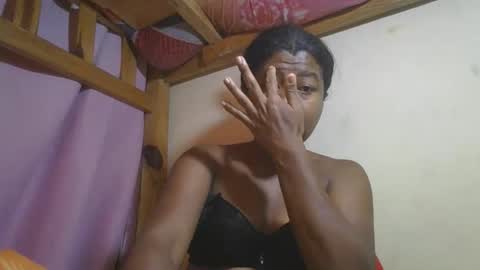 murielleee online show from March 22, 2026, 2:15 am