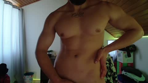Snapshot of muscle_cock32 chatting on December 3, 2024, 4:17 pm David Big online show from December 3, 2024, 4:17 pm