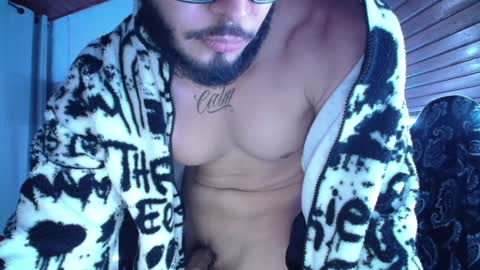 Snapshot of muscle_cock32 chatting on December 5, 2024, 10:12 am David Big online show from December 5, 2024, 10:12 am