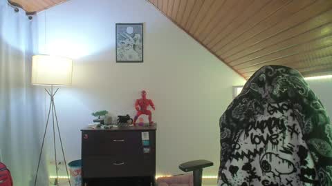 Snapshot of muscle_cock32 chatting on December 17, 2024, 6:56 am David Big online show from December 17, 2024, 6:56 am