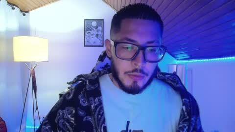 Snapshot of muscle_cock32 chatting on January 6, 2025, 5:41 am David Big online show from January 6, 2025, 5:41 am