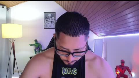 Snapshot of muscle_cock32 chatting on January 31, 2025, 11:13 am David Big online show from January 31, 2025, 11:13 am