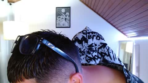 Snapshot of muscle_cock32 chatting on February 8, 2025, 11:22 am David Big online show from February 8, 2025, 11:22 am