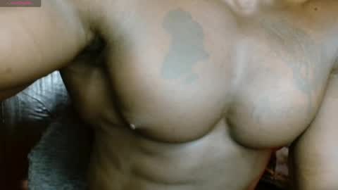 Snapshot of musclegodsammy23 chatting on May 17, 2026, 11:06 am musclegod23 online show from May 17, 2026, 11:06 am