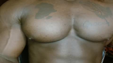Snapshot of musclegodsammy23 chatting on July 3, 2026, 2:07 am musclegod23 online show from July 3, 2026, 2:07 am