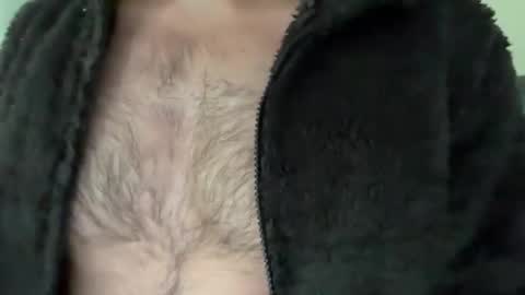 musclehair3 online show from May 13, 2026, 7:06 am