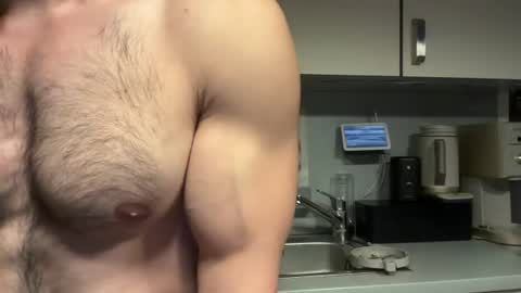 Snapshot of musclehair3 chatting on July 9, 2026, 8:02 pm musclehair3 online show from July 9, 2026, 8:02 pm