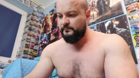 Snapshot of muscular_bear chatting on March 24, 2026, 5:18 pm Chris online show from March 24, 2026, 5:18 pm