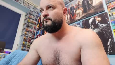 Snapshot of muscular_bear chatting on April 5, 2026, 5:37 am Chris online show from April 5, 2026, 5:37 am
