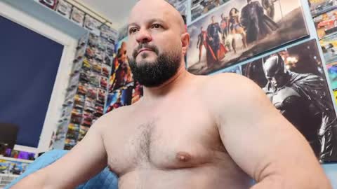 Snapshot of muscular_bear chatting on April 11, 2026, 7:45 am Chris online show from April 11, 2026, 7:45 am