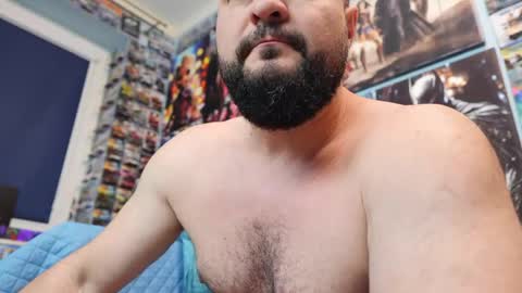 Snapshot of muscular_bear chatting on April 16, 2026, 7:31 am Chris online show from April 16, 2026, 7:31 am