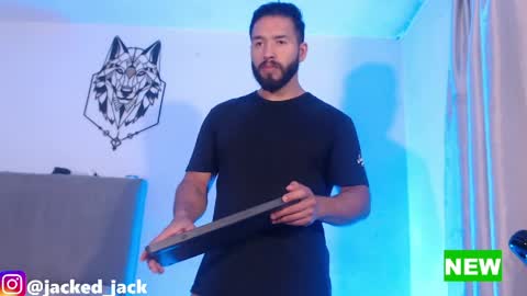 muscular_jack online show from April 6, 2026, 3:37 am