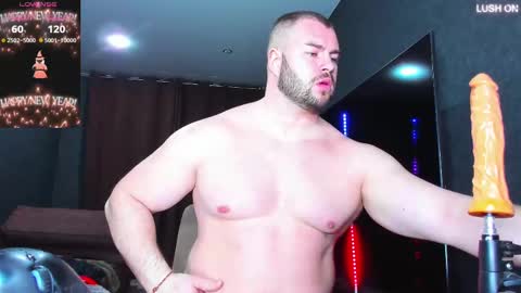 Snapshot of muscularjohnforu chatting on March 7, 2025, 6:54 pm click icon for peach online show from March 7, 2025, 6:54 pm