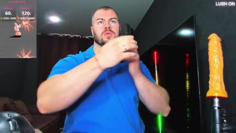 Snapshot of muscularjohnforu chatting on March 8, 2025, 9:50 am click icon for peach online show from March 8, 2025, 9:50 am