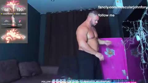 Snapshot of muscularjohnforu chatting on September 17, 2025, 3:57 pm click icon for peach online show from September 17, 2025, 3:57 pm