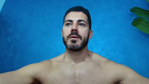 Snapshot of muscularmaster chatting on June 15, 2026, 9:44 am muscularmaster onlyfans online show from June 15, 2026, 9:44 am
