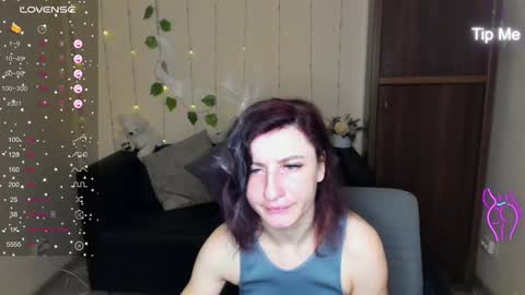 Snapshot of muse_kitty_jenia chatting on January 27, 2025, 6:52 pm Jenya online show from January 27, 2025, 6:52 pm