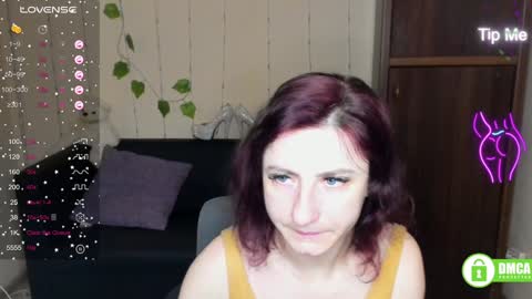 Snapshot of muse_kitty_jenia chatting on January 31, 2025, 2:04 am Jenya online show from January 31, 2025, 2:04 am