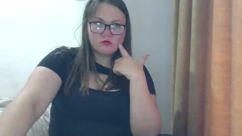 musechic_wild online show from April 4, 2026, 10:57 am