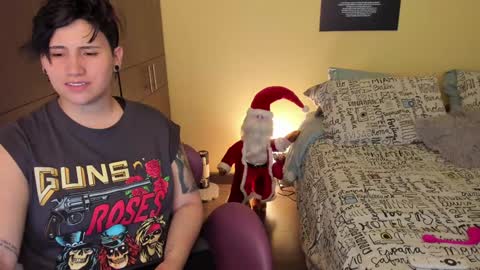 Snapshot of musicayluna chatting on December 17, 2024, 3:17 am VALENTINA Luna  online show from December 17, 2024, 3:17 am