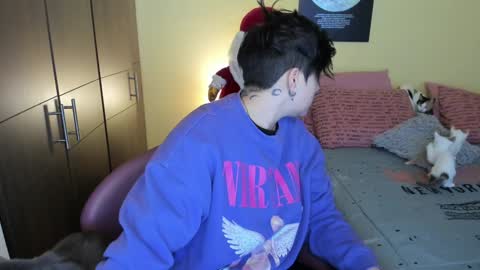 Snapshot of musicayluna chatting on December 22, 2024, 9:22 am VALENTINA Luna  online show from December 22, 2024, 9:22 am
