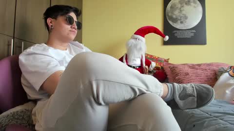Snapshot of musicayluna chatting on December 24, 2024, 4:19 pm VALENTINA Luna  online show from December 24, 2024, 4:19 pm