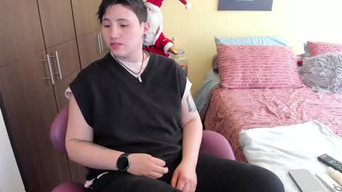 Snapshot of musicayluna chatting on December 30, 2024, 3:24 pm VALENTINA Luna  online show from December 30, 2024, 3:24 pm
