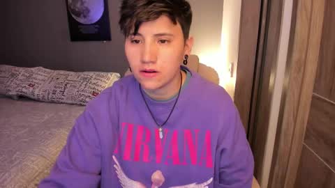 Snapshot of musicayluna chatting on March 9, 2025, 6:39 am VALENTINA Luna  online show from March 9, 2025, 6:39 am