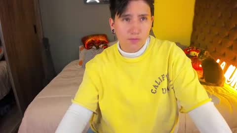 Snapshot of musicayluna chatting on July 2, 2026, 1:49 am VALENTINA Luna online show from July 2, 2026, 1:49 am