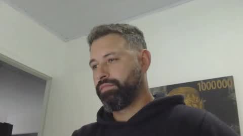 musosc online show from October 22, 2025, 1:17 am