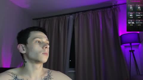 1x1 online show from November 8, 2025, 4:51 pm