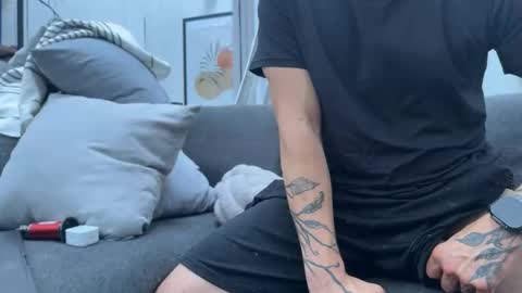 mvtteblvck online show from April 5, 2026, 10:18 pm