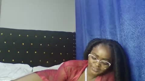 Snapshot of mwana69 chatting on May 19, 2026, 12:05 am mwana69 online show from May 19, 2026, 12:05 am