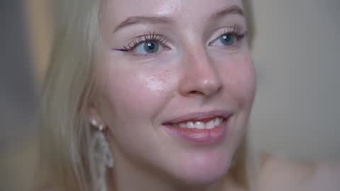 STELLA  Im here today online show from January 16, 2025, 8:03 pm