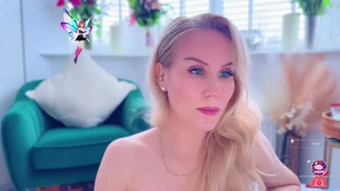 Mya-be Yours P online show from October 22, 2025, 3:12 pm