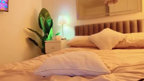 Mya-be Yours P online show from March 10, 2026, 12:15 am