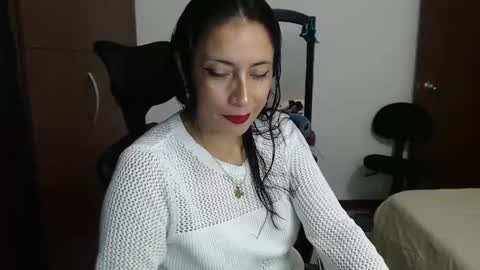 mary and charlie online show from January 6, 2025, 11:52 pm