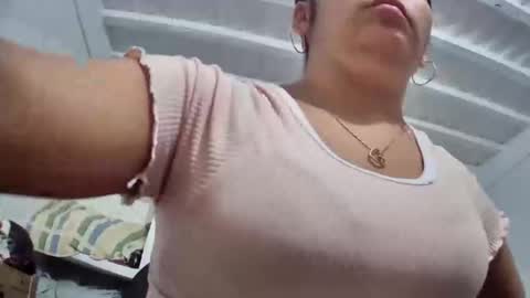 Snapshot of myhoney_hot chatting on December 29, 2024, 11:08 pm myhoney_hot online show from December 29, 2024, 11:08 pm