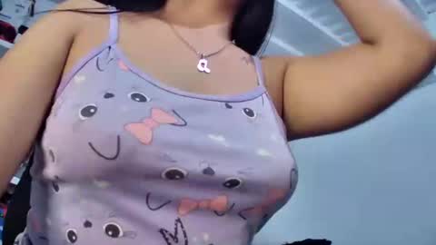 Snapshot of myhoney_hot chatting on January 18, 2025, 1:30 am myhoney_hot online show from January 18, 2025, 1:30 am