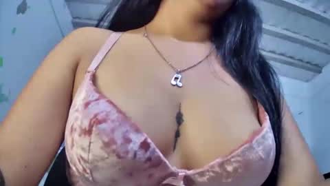 Snapshot of myhoney_hot chatting on September 25, 2025, 1:15 pm myhoney_hot online show from September 25, 2025, 1:15 pm