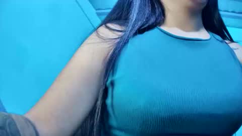 Snapshot of myhoney_hot chatting on October 22, 2025, 12:11 am myhoney_hot online show from October 22, 2025, 12:11 am