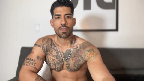 Myke esthetic online show from January 28, 2025, 2:21 am