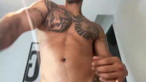 Myke esthetic online show from February 4, 2025, 2:07 am