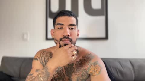 Myke esthetic online show from February 27, 2025, 9:58 pm