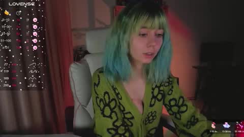 Snapshot of mylaweb chatting on March 25, 2026, 12:38 am MylaFlores online show from March 25, 2026, 12:38 am