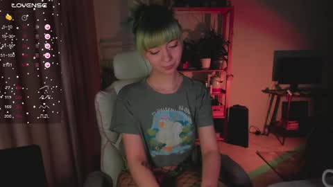 Snapshot of mylaweb chatting on March 31, 2026, 1:51 am MylaFlores online show from March 31, 2026, 1:51 am