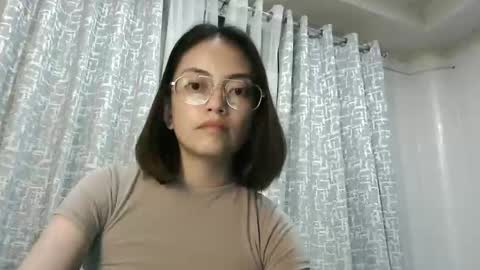 Lucie  online show from January 6, 2025, 12:46 pm